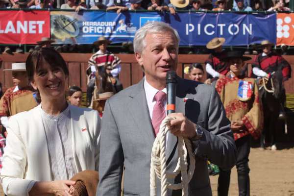 Presidente Kast llama a la unidad y afirma que “Chile debe volver a crecer” en actividad en Rancagua