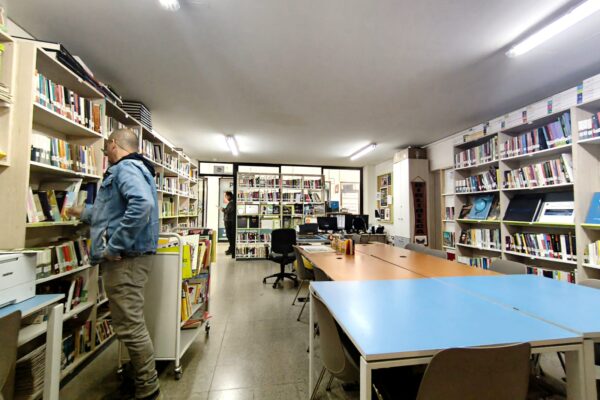 El Monte celebró el Día Internacional del Libro con intercambio de textos y participación de editoriales locales