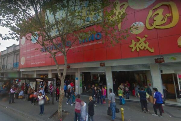 SII se querella contra “mall chinos” de Meiggs por presunta evasión y reporta recuperación de más de $4 mil millones