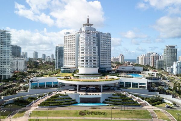Enjoy Punta del Este cambia de manos: grupo brasileño JHSF Península se queda con el emblemático casino resort