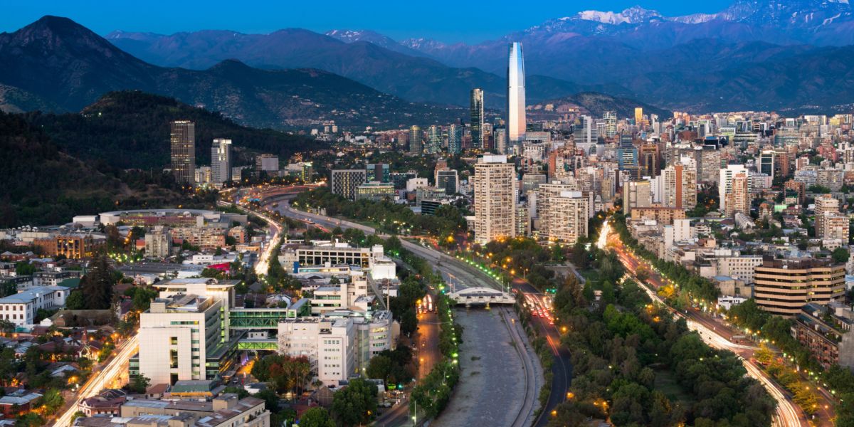 La venta de viviendas nuevas en la Región Metropolitana creció 19% en el primer trimestre de 2026, impulsada por el subsidio a la tasa hipotecaria en unidades bajo 4.000 UF.