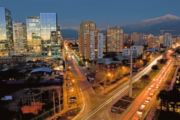 Tasas hipotecarias bajan del 4% por primera vez desde 2021: ¿qué significa para quienes buscan vivienda?