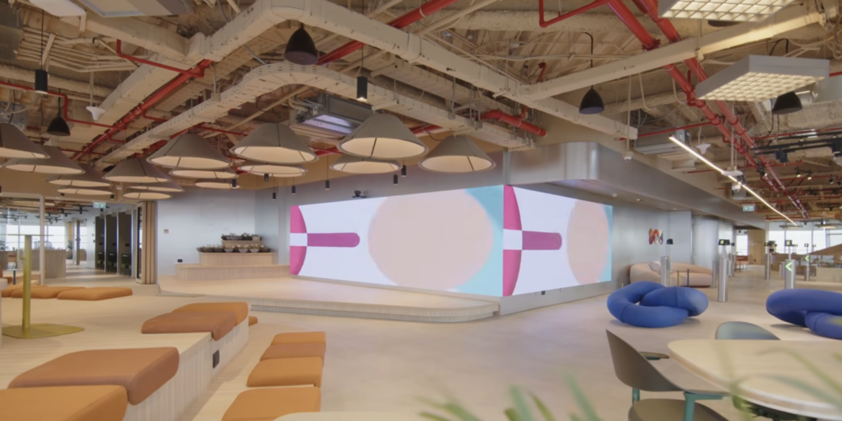 Mercado Libre inaugura nuevas oficinas en Costanera Center y proyecta llegar a 5.000 trabajadores en Chile