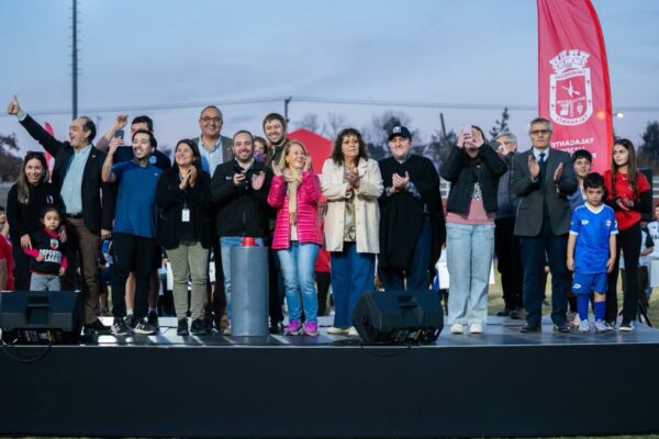 Talagante reinaugura el Estadio Municipal Lucas Pacheco Toro tras millonaria renovación