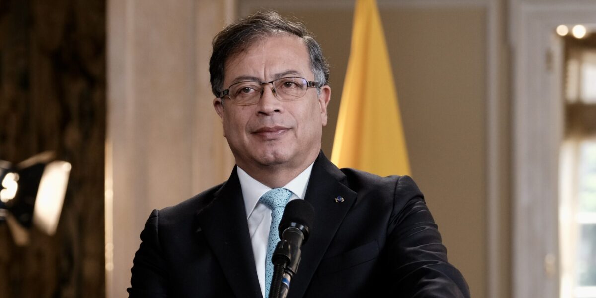 Petro denuncia fraude electoral en Colombia y respalda demanda contra triunfo de De la Espriella
