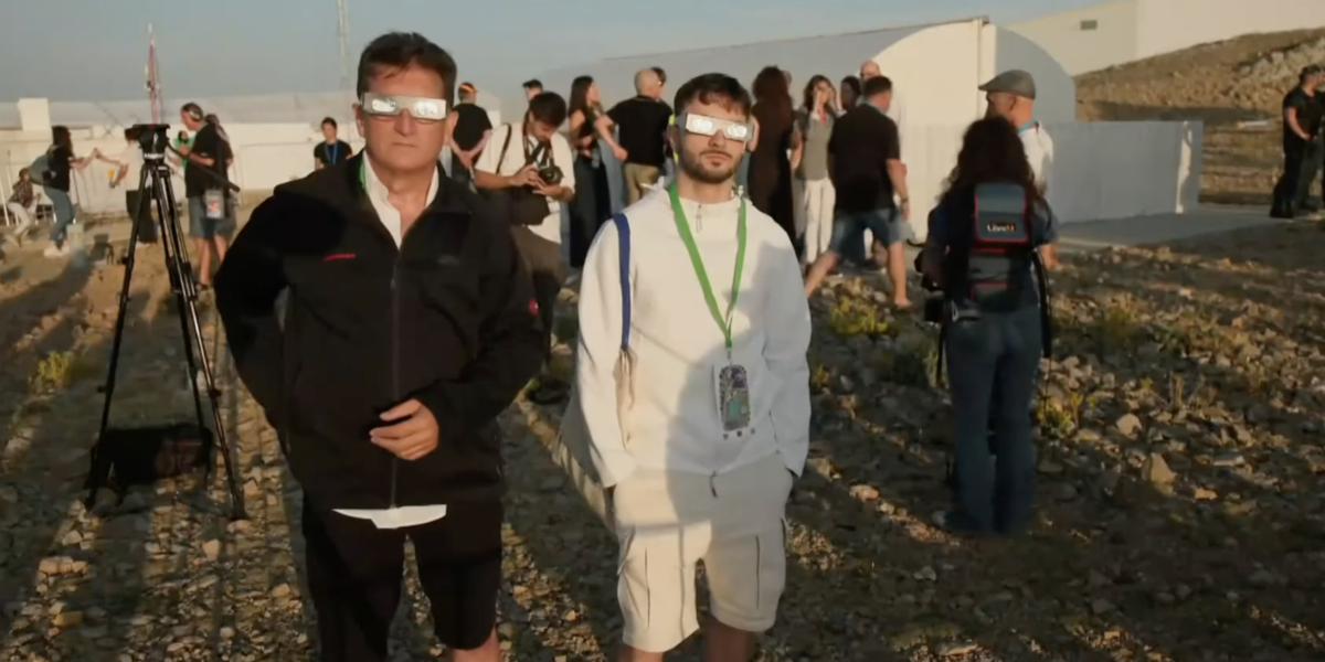 España vive su primer eclipse total de Sol en más de un siglo