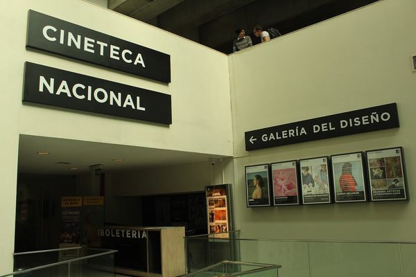 De “31 Minutos” a archivos de los años 60: la carrera por salvar la memoria de la televisión chilena